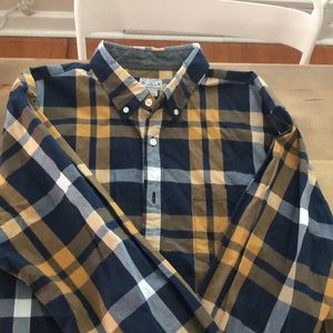 JCrew men’s plaid button up shirt